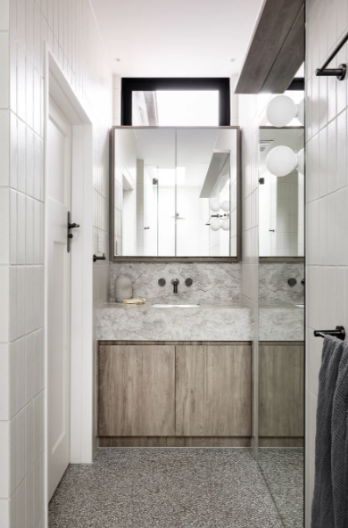 Meir Circular Wall Taps, Shadow