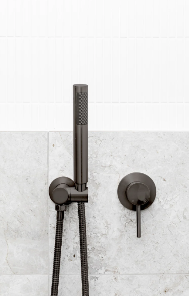 Meir Round Shower on Bracket, Shadow