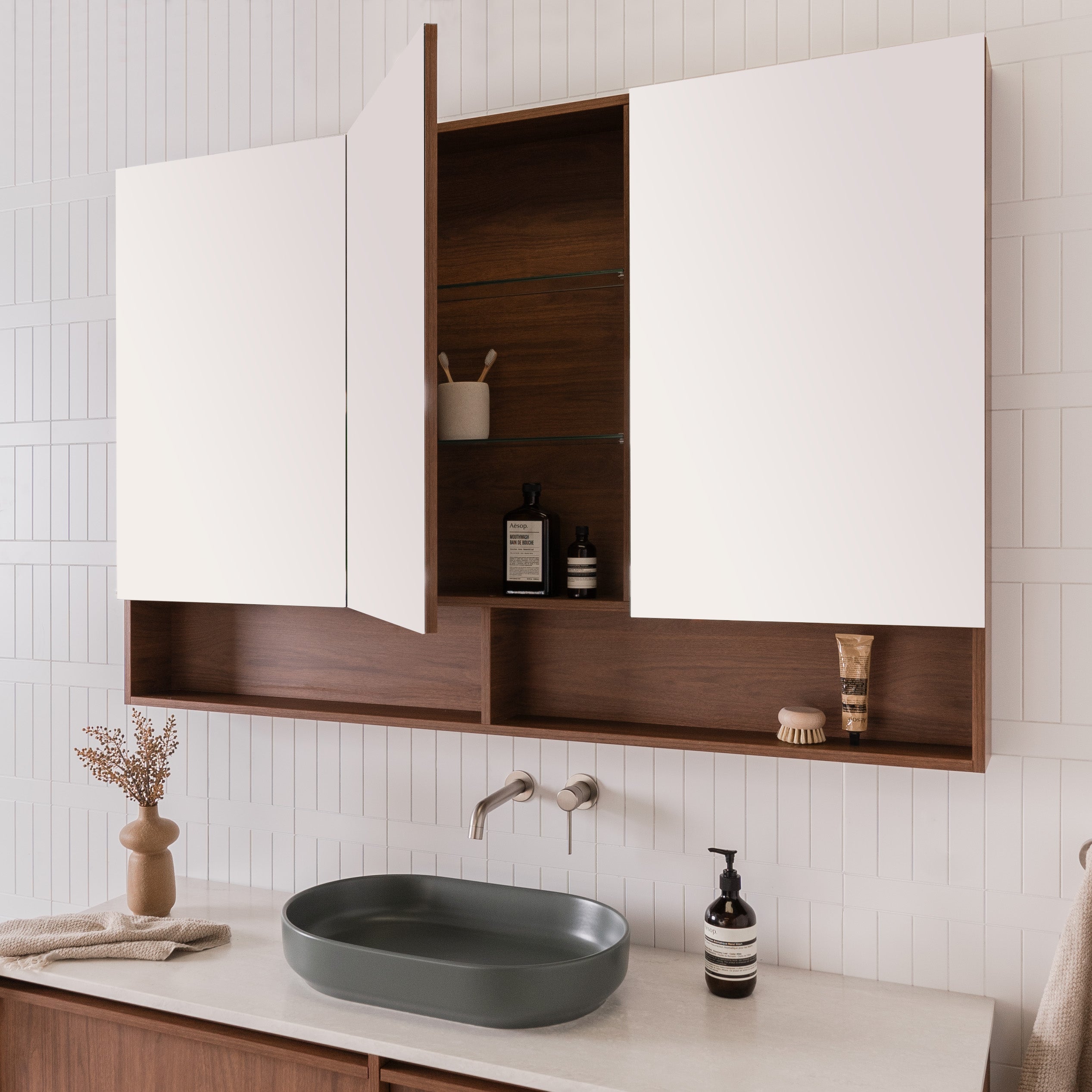 ADP Eli Shaving Cabinet