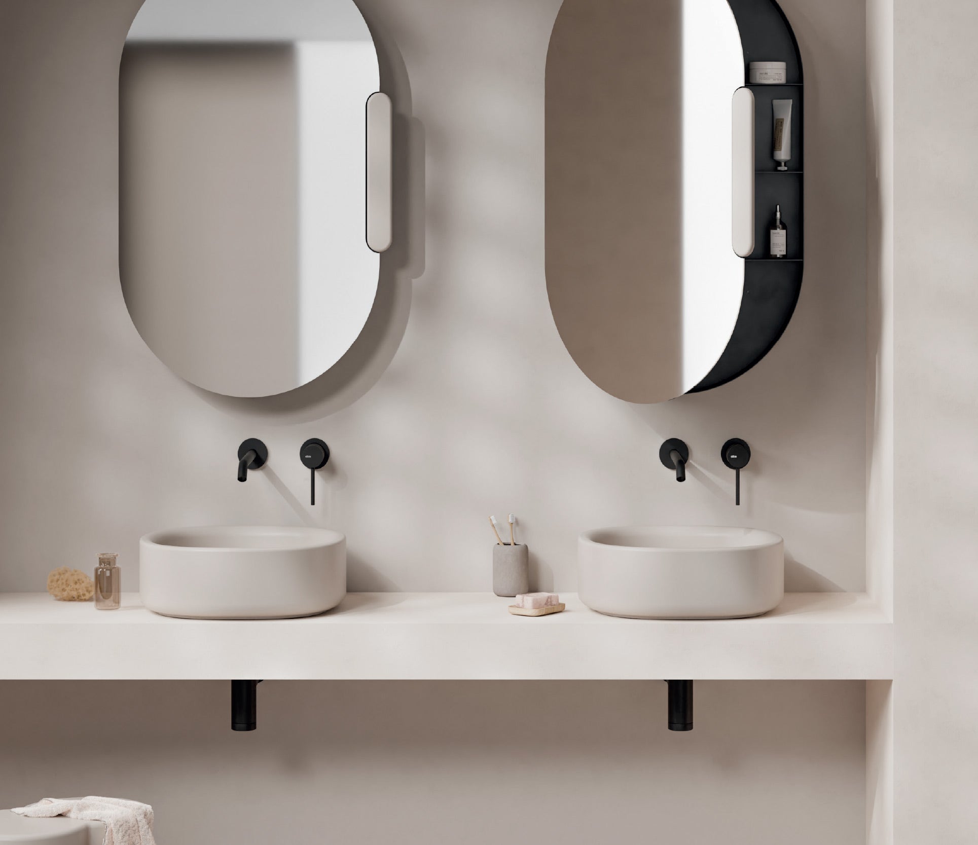 Studio Bagno Idilla Circle Bench Basin, Gloss White