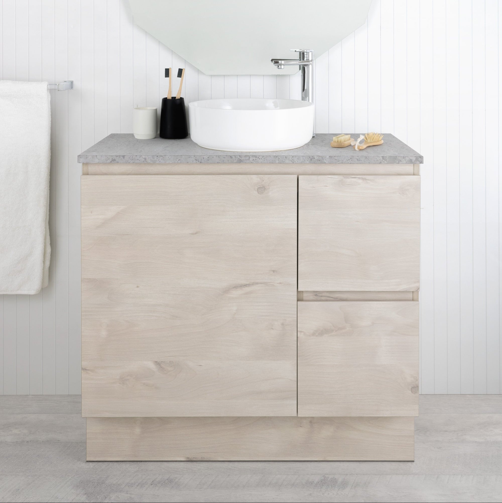 Marquis Maq Freestanding Vanity