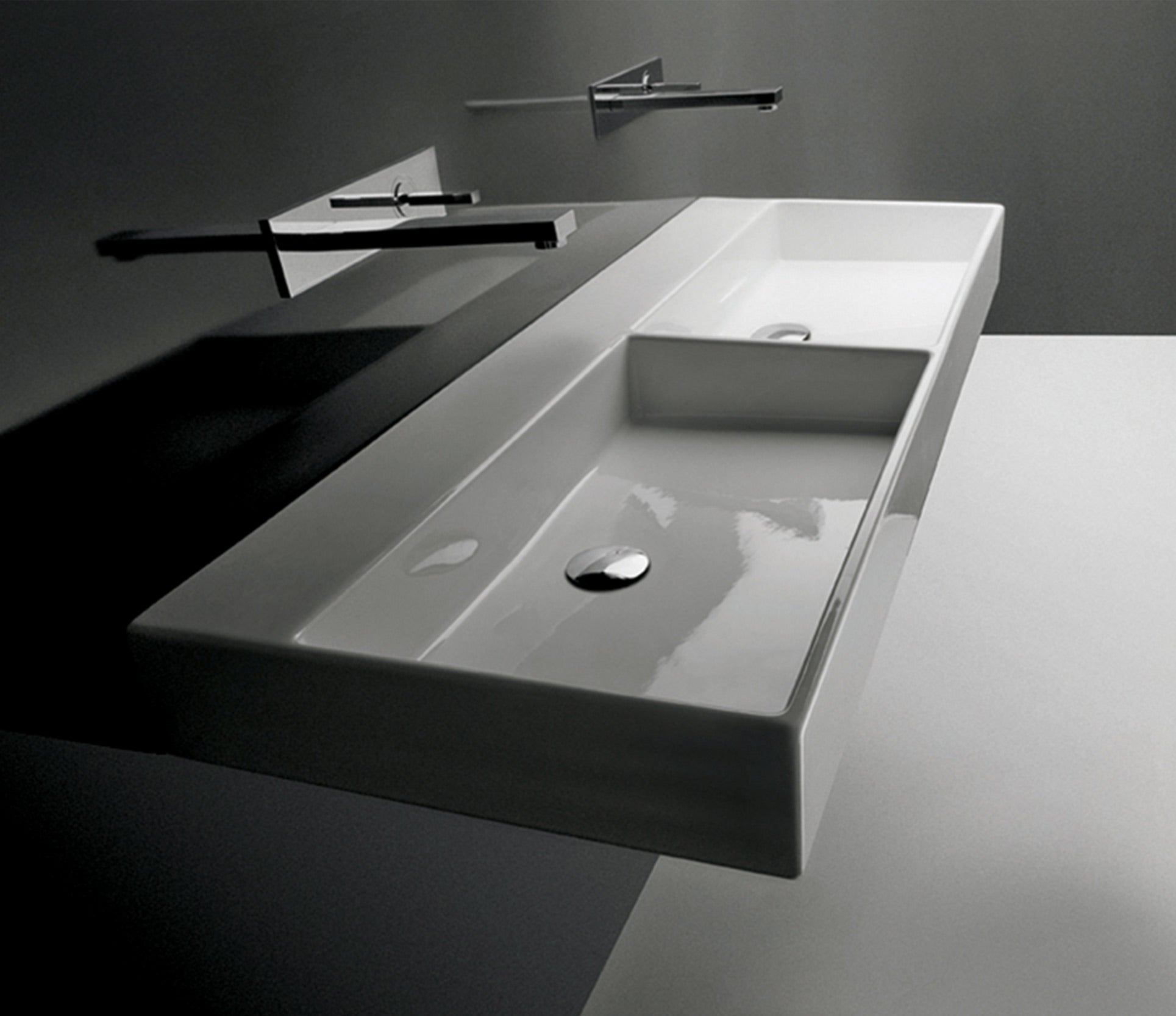 Unlimited 120 V2 Double Bowl Bench Wall Basin NTH