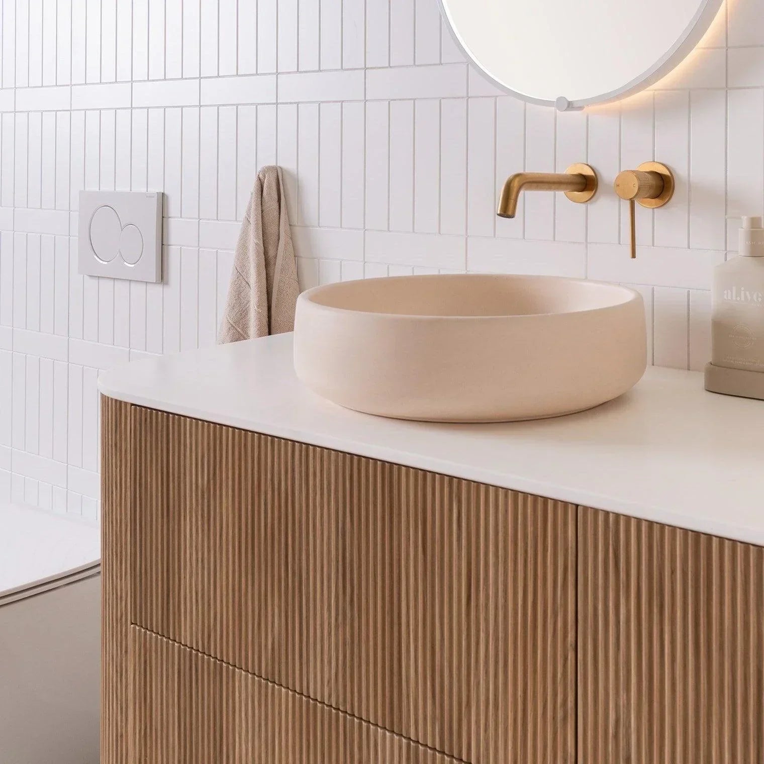 ADP Thirroul Curved Wall Hung Vanity - Ideal Bathroom CentreTHIFAW0750WHCCP750mmCentre Basin