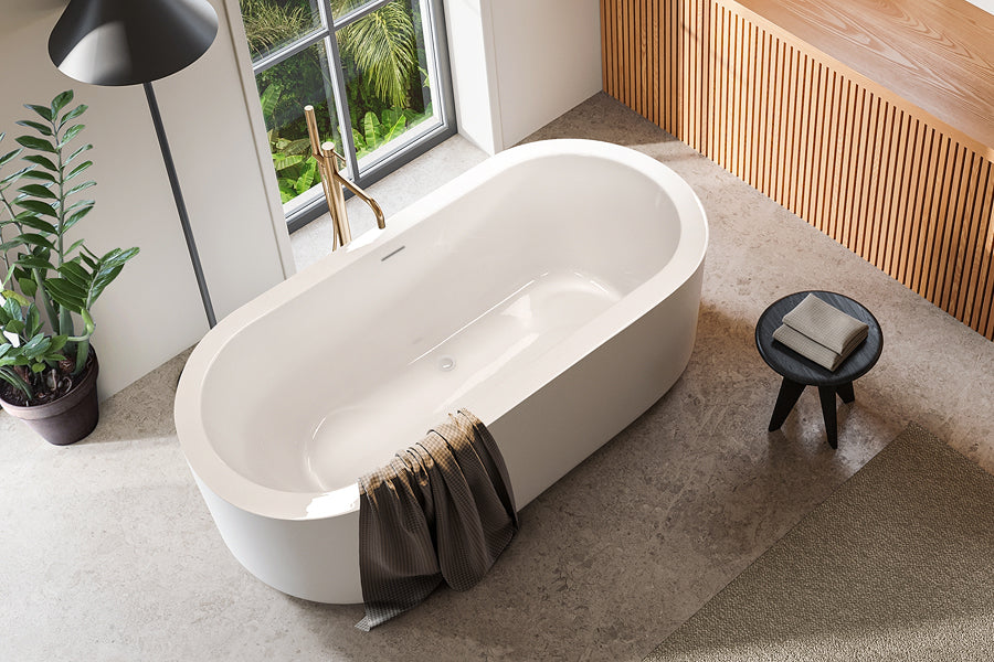 Decina Cool 1500/1790mm Freestanding Bath with Integrated Overflow ｜ Ideal Bathroom Centre