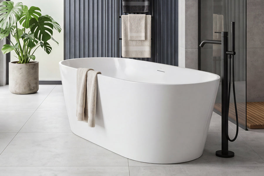 Decina Elinea 1500/1790mm Freestanding Bath ｜ Ideal Bathroom Centre