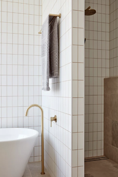 Meir Round Wall Mixer Finish Kit, Tiger Bronze