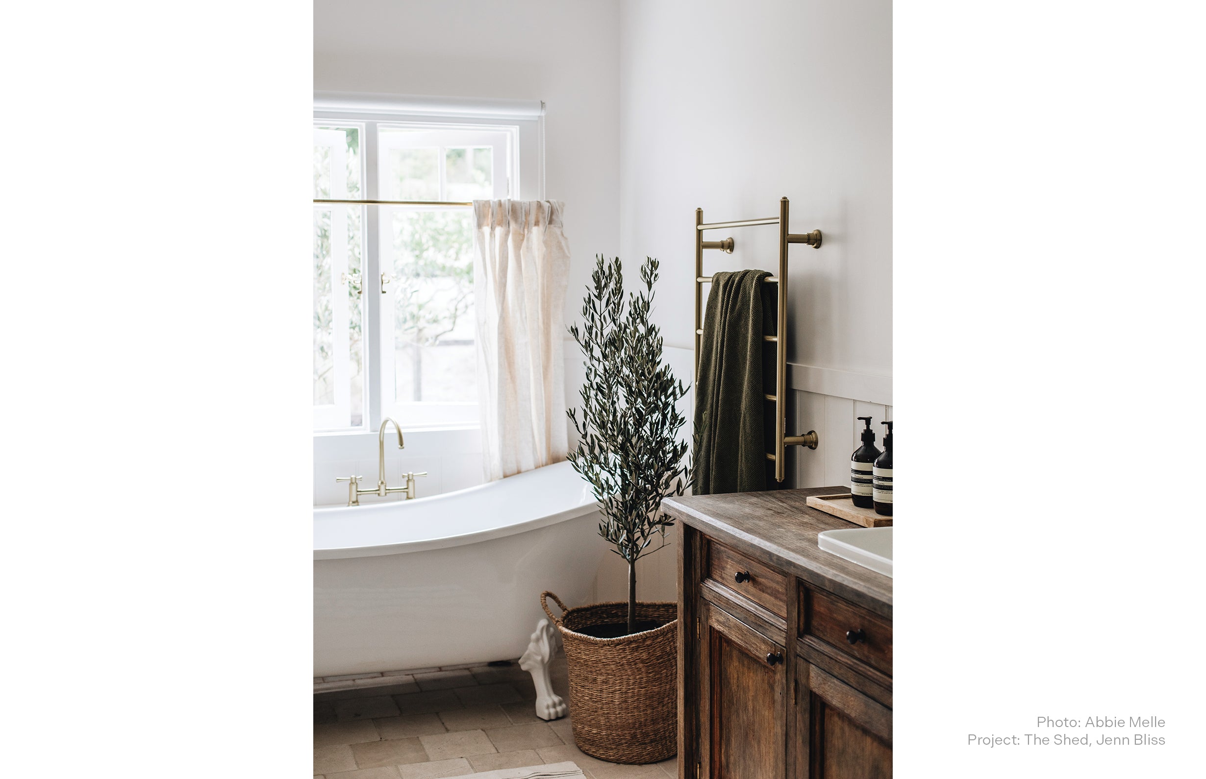 Phoenix Cromford Heated Towel Ladder 550mm x 750mm