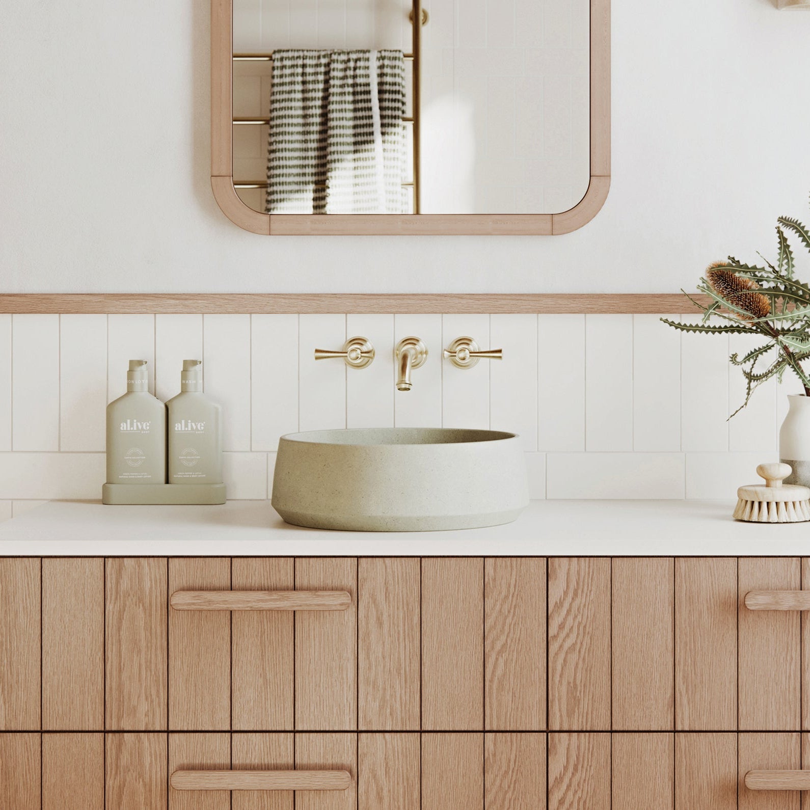 Phoenix Cromford Wall Basin / Bath Tap Set – Lead Free