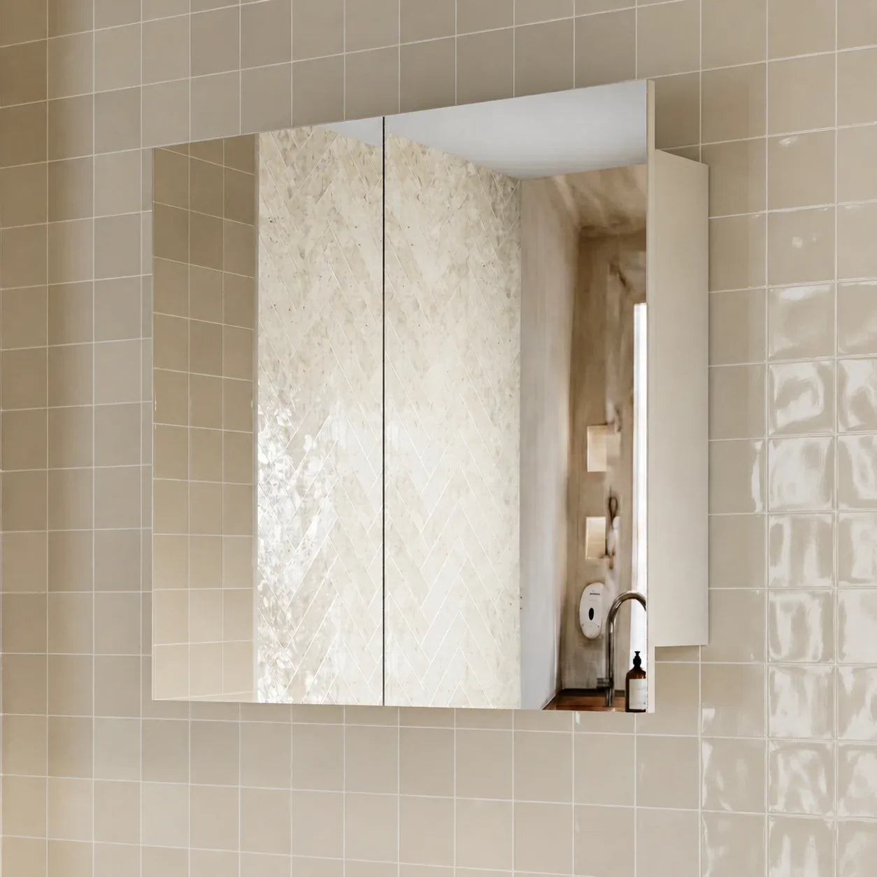 Milano Pencil Edge Shaving Cabinet
