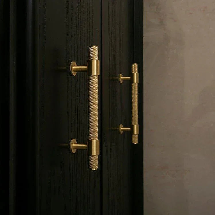 Milano Round 3D Diamond T - Bar 182mm - Brushed Gold - Ideal Bathroom CentreCH - DIA182128