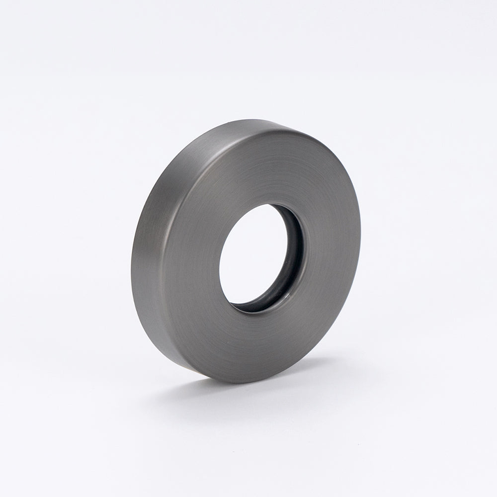 Radiant Cover Plate for Round Bar Ladder Rails - Gun Metal Grey ｜ Ideal Bathroom Centre