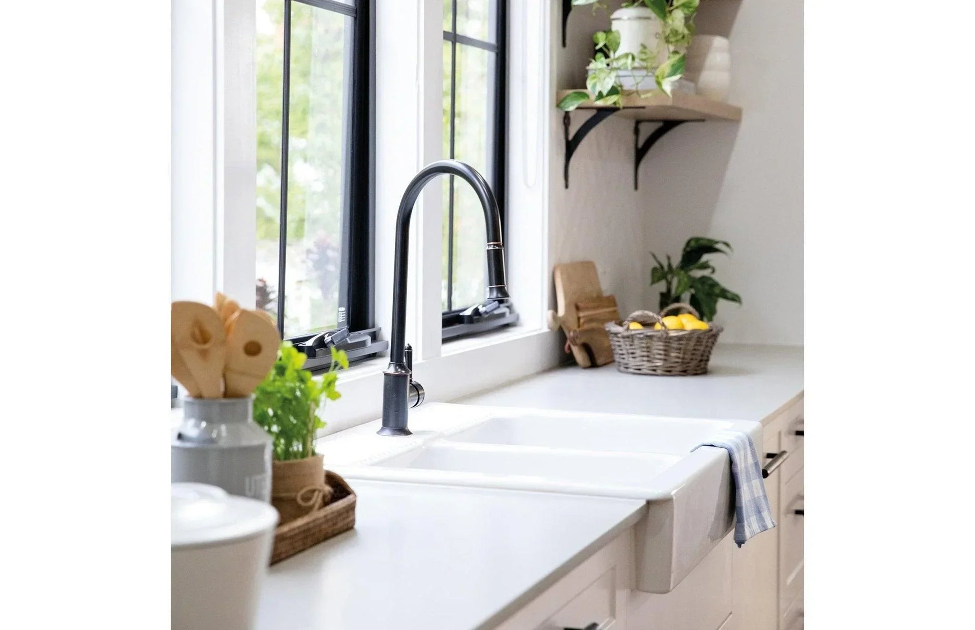 Phoenix Nostalgia Pull Out Sink Mixer - Ideal Bathroom CentreNS710-40Brushed Nickel