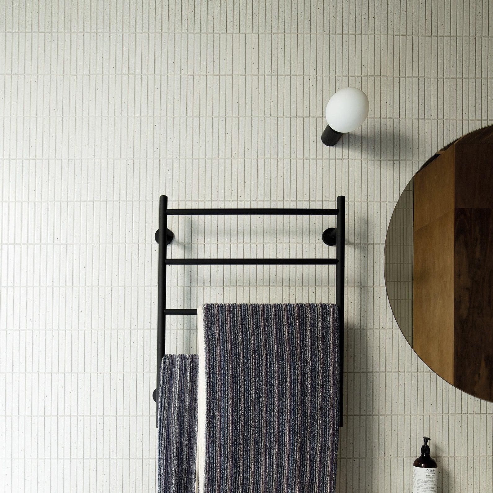 Phoenix Radii Towel Ladder 550 x 740mm Round Plate - Ideal Bathroom CentreRA870 BNBrushed Nickel