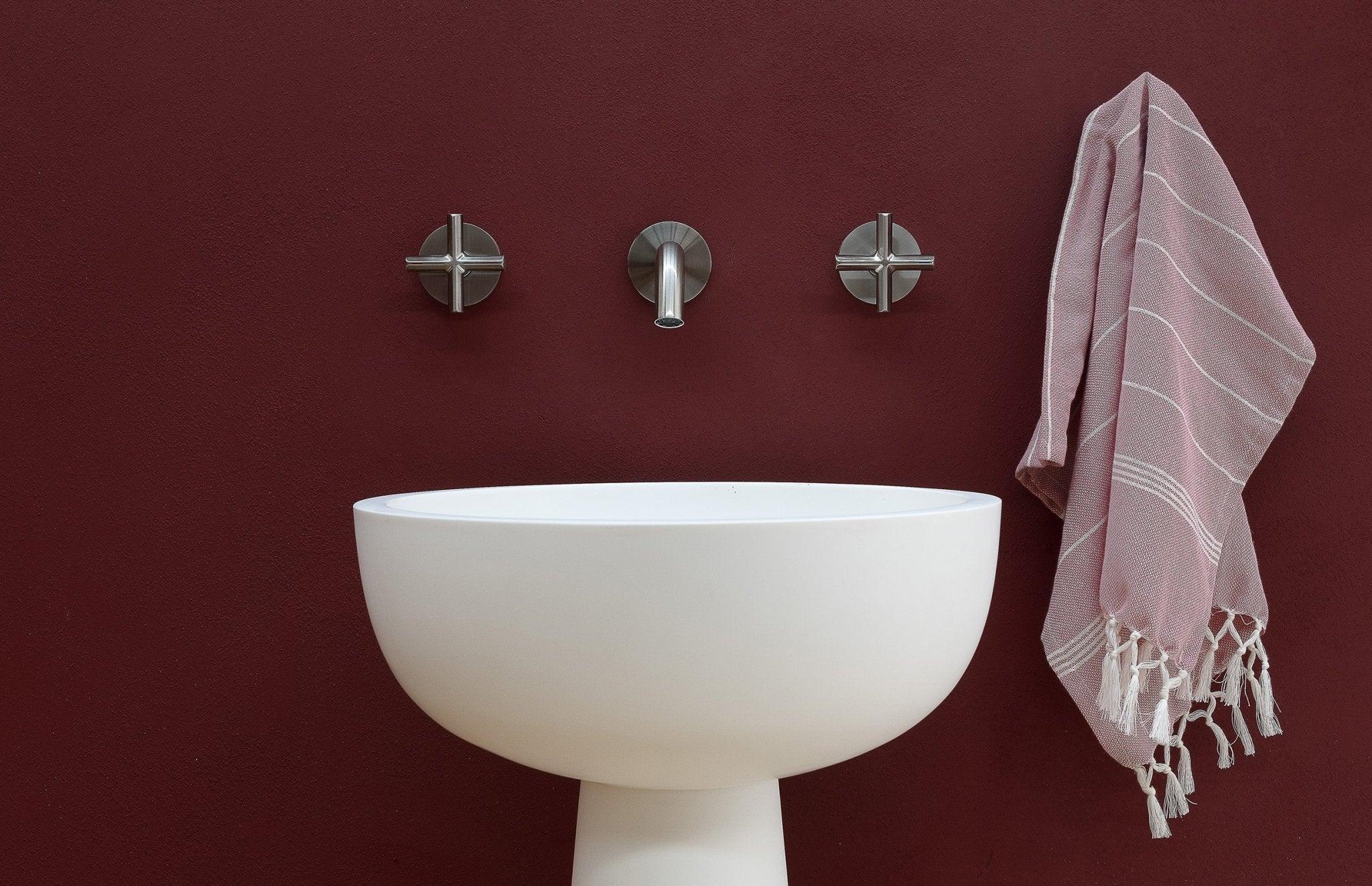 Phoenix Vivid Slimline Plus Wall Top Assemblies - Ideal Bathroom Centre119-0600-12Brushed Gold